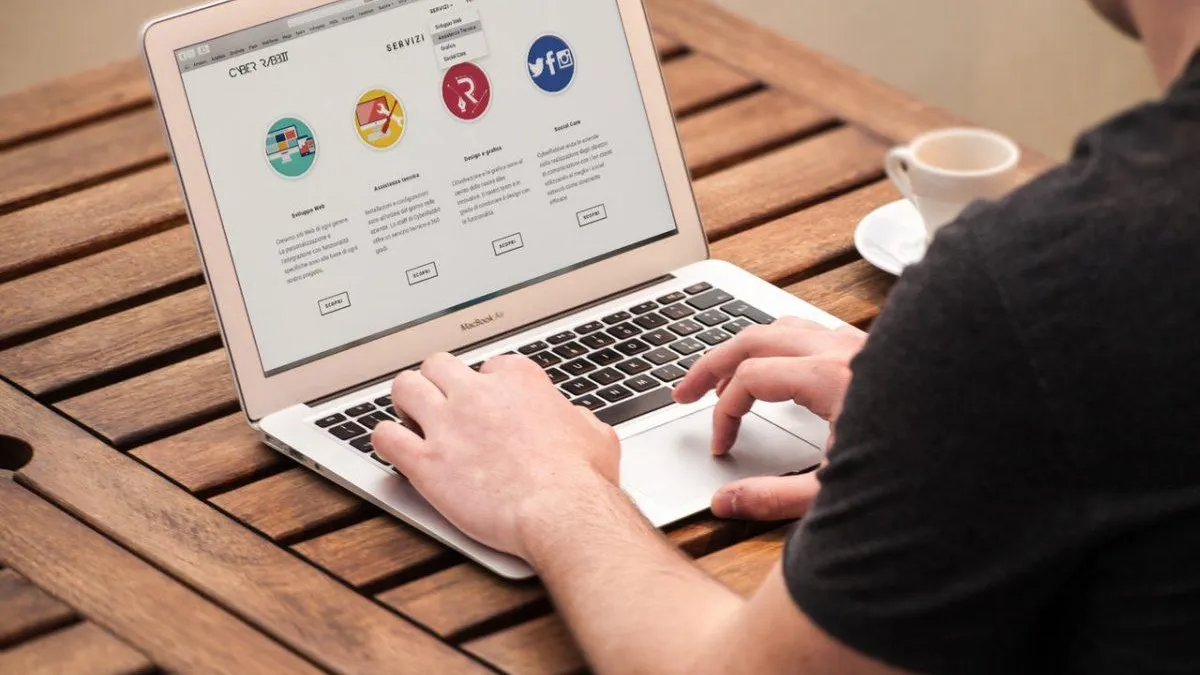 Image related to web design brooklyn, ny – benefits of working with a local